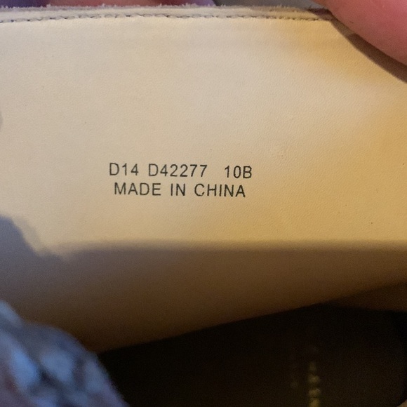 COLE Haan size 10 blush colored suede boots - Picture 9 of 11